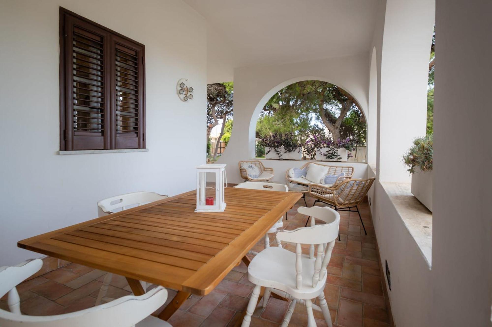 Villa Memia Lendinuso Exterior photo